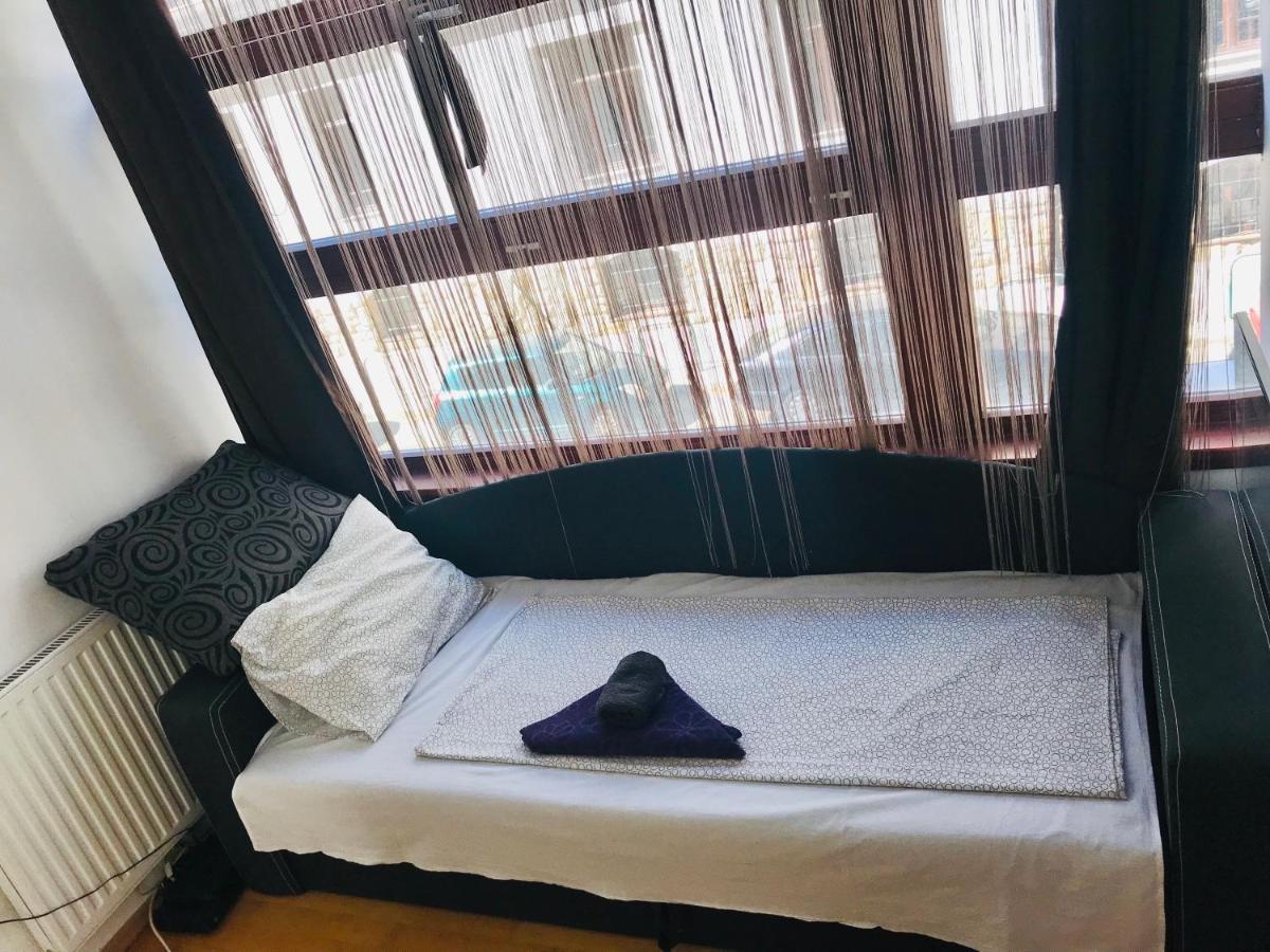 Design Free Parking Apartment In City Center Budapest Luaran gambar
