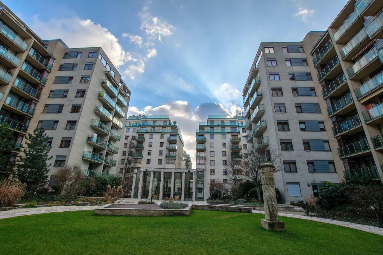 Design Free Parking Apartment In City Center Budapest Luaran gambar